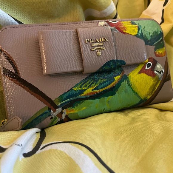 Hand painted Authentic Prada zip wallet - Picture 5 of 10